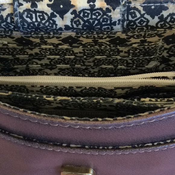 FINAL SALE PRICE Liz Claiborne Rich Brown Shoulder Bag w/Wallet - Picture 5 of 5